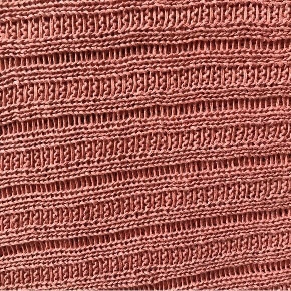 HOLISTIA Top Apricot Knit - Picture 6 of 6